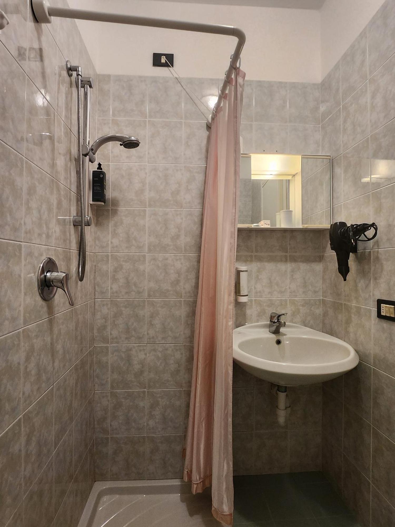 Hotel 2 Palme Торри-дель-Бенако Экстерьер фото